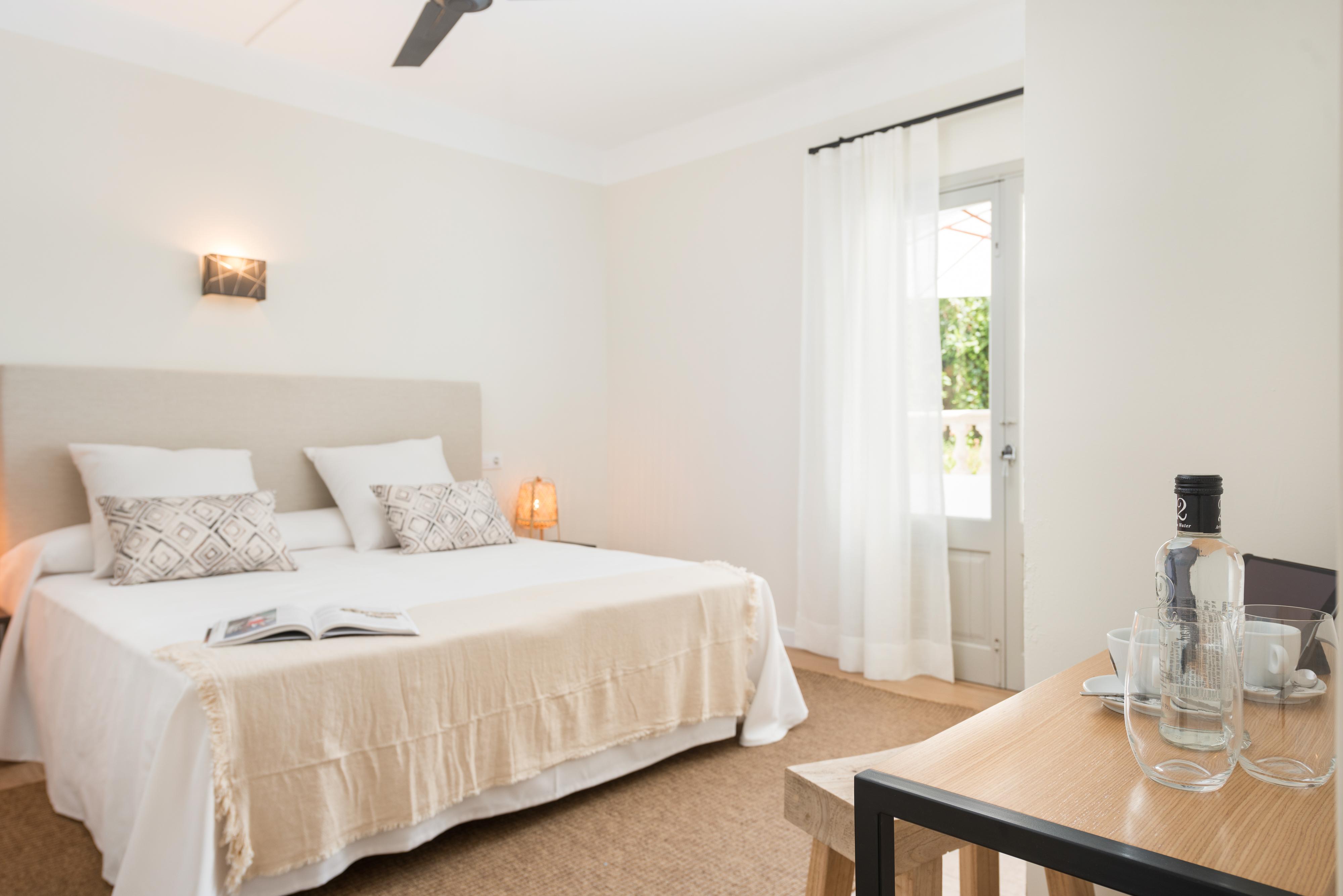 Boutique Hotel Oriola กาลาซานบีเซนเต ภายนอก รูปภาพ