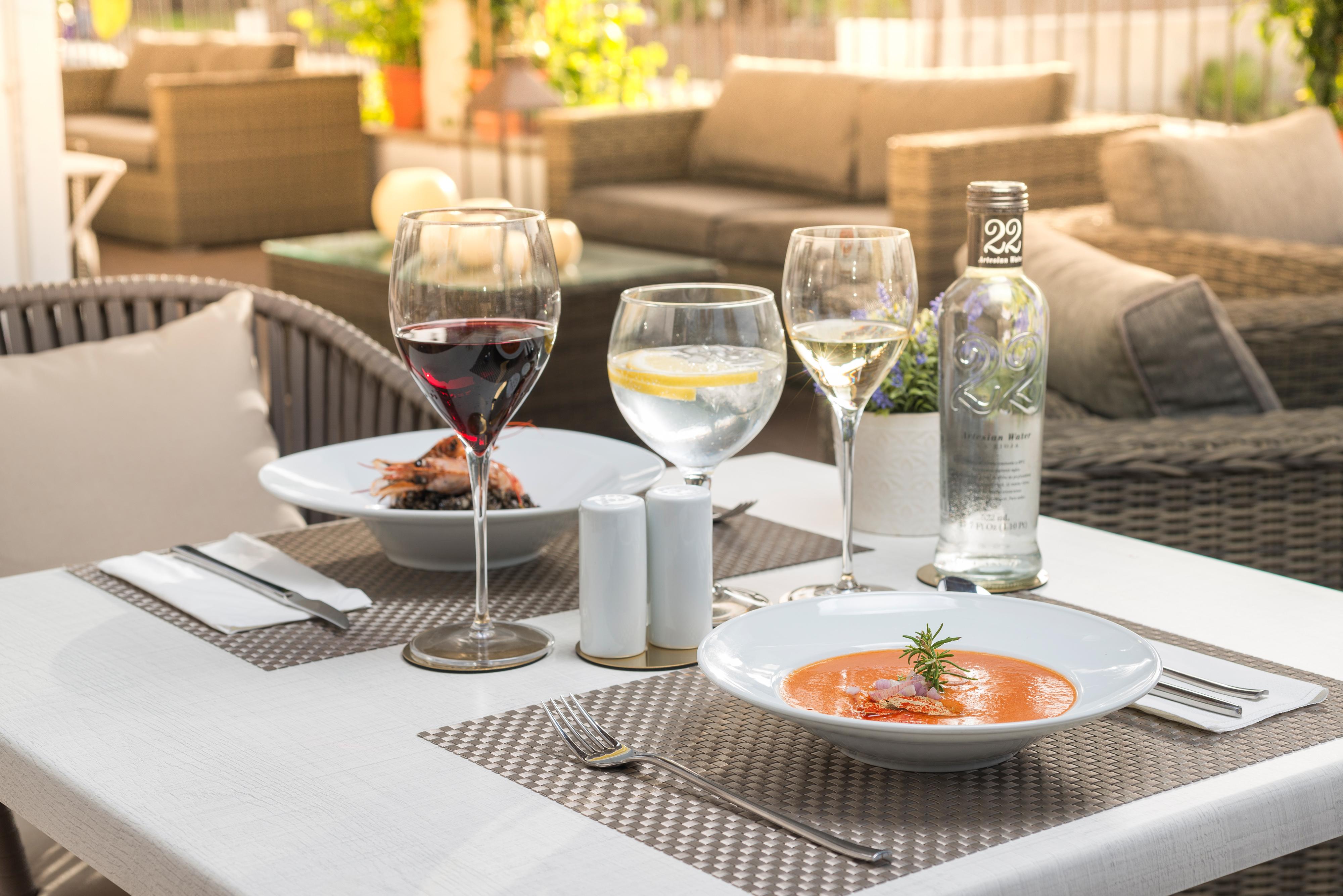 Boutique Hotel Oriola กาลาซานบีเซนเต ภายนอก รูปภาพ